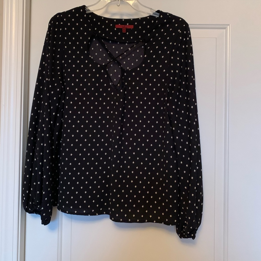 Ladies BKE Red blouse